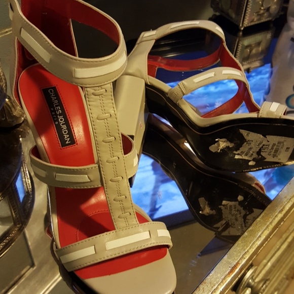 To Small - Picture 3 of 3